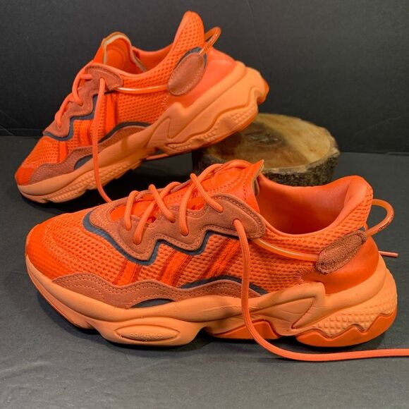 Adidas Original Ozweego Sneakers Orange Size 6 Womens or Youth 4.5 - Picture 3 of 13